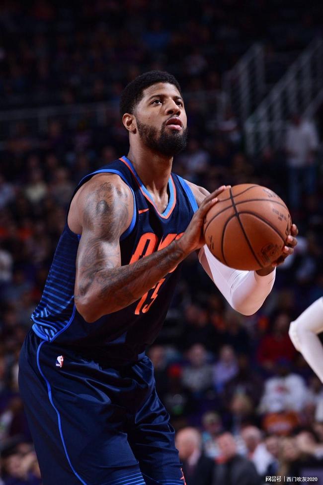 荷媒：阿贾克斯将与小克鲁伊夫会面，他是贾府新任总监候选人（荷媒：阿贾克斯计划与小克鲁伊夫会谈，他已进入新总监候选名单）