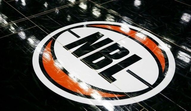 罚球少了13个！詹姆斯：有时候你能得到哨子，但有时候不能（罚球差13次！詹姆斯无奈：有时能拿到哨，有时拿不到）