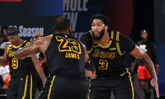 巴塞罗那理发师：欧洲杯期间，费尔明专门打电话让我给他理发（巴萨理发师透露：欧洲杯期间，费尔明特意来电点名理发）