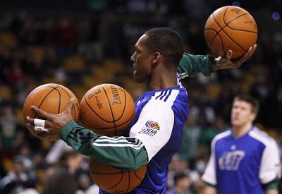 德媒：因哥哥突然去世，RB莱比锡中场坎普尔将退役照顾家人（德媒：兄长骤逝，RB莱比锡中场坎普尔将退役陪伴家人）