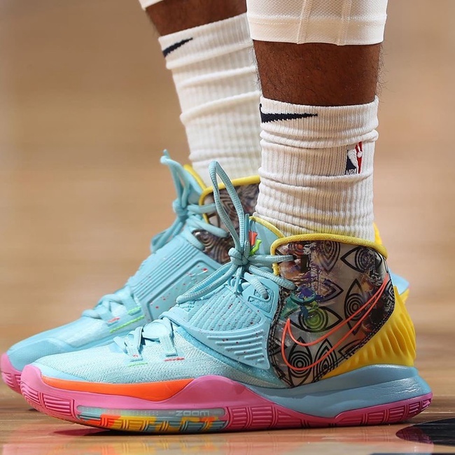 NBA：勇士主场击败灰熊 库里狂砍45分（NBA：勇士坐镇主场力克灰熊，库里轰下45分）