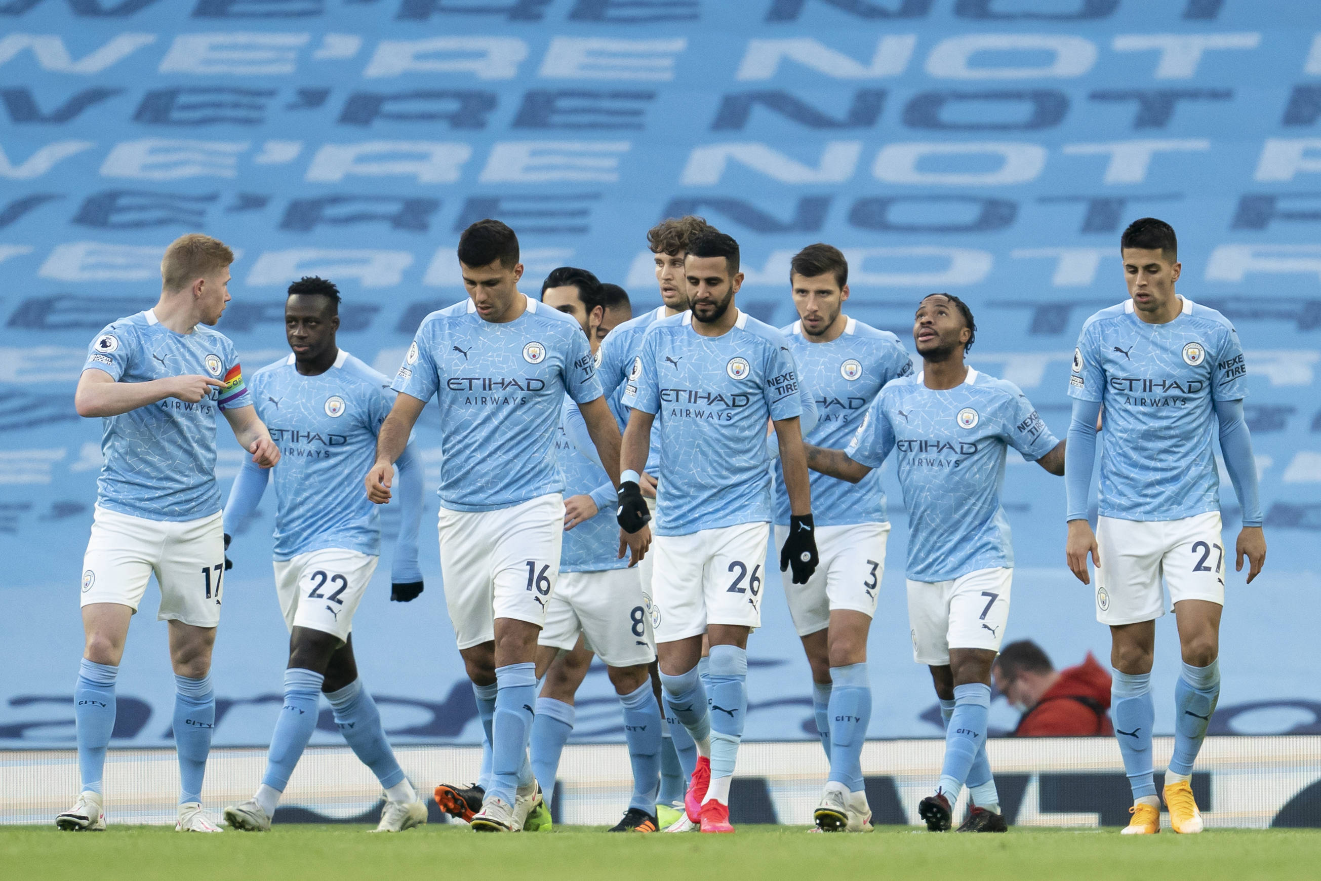 2025／26赛季英超：英超第四的黑猫桑德兰究竟是何方神圣（2025／26英超：黑猫桑德兰杀入前四，究竟何来头？）