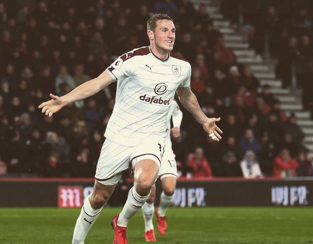 世体：因对费尔明暴力犯规禁赛，毕包核心桑切特无缘对阵皇马（世体：因对费尔明恶意犯规被禁赛，毕尔巴鄂核心桑切特将缺席与皇马之战）