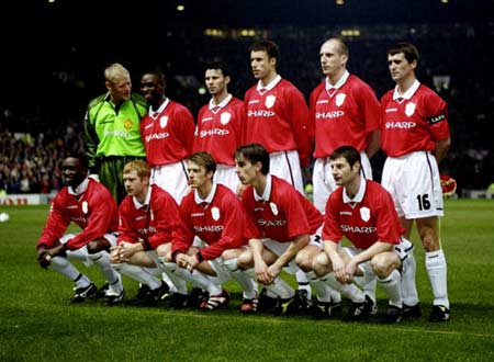 姆伯莫近7次代表喀麦隆出场，球队打进9球他一人直接参与5球（近7场代表喀麦隆出战，姆伯莫直接参与球队9球中的5球）