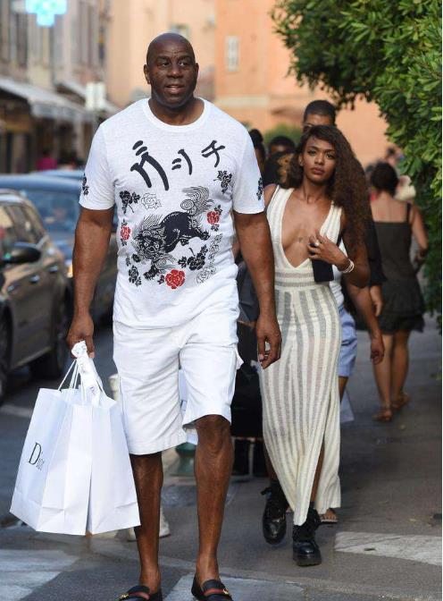 官方：赫罗纳攻击手波图左膝十字韧带撕裂，赛季报销（官方通报：赫罗纳前锋波图左膝十字韧带撕裂，本赛季提前报销）