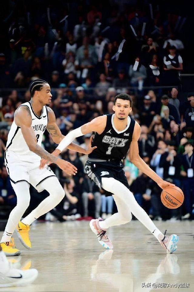 国足未来第一左后卫：华裔球星90万欧转会费登陆波兰联赛！（华裔球星90万欧赴波兰联赛，被看好成国足未来第一左后卫）