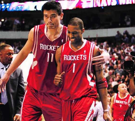 吾米提江：来到海港时我就想过能拿冠军，希望以后能多拿几个（吾米提江：初到海港就憧憬夺冠，盼未来拿到更多冠军）