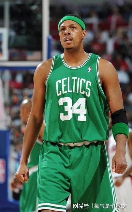 五连胜！中国冰壶男队“壶”力全开 锁定前三剑指米兰冬奥（五连胜！中国男子冰壶队势如破竹 稳居前三直指米兰冬奥）